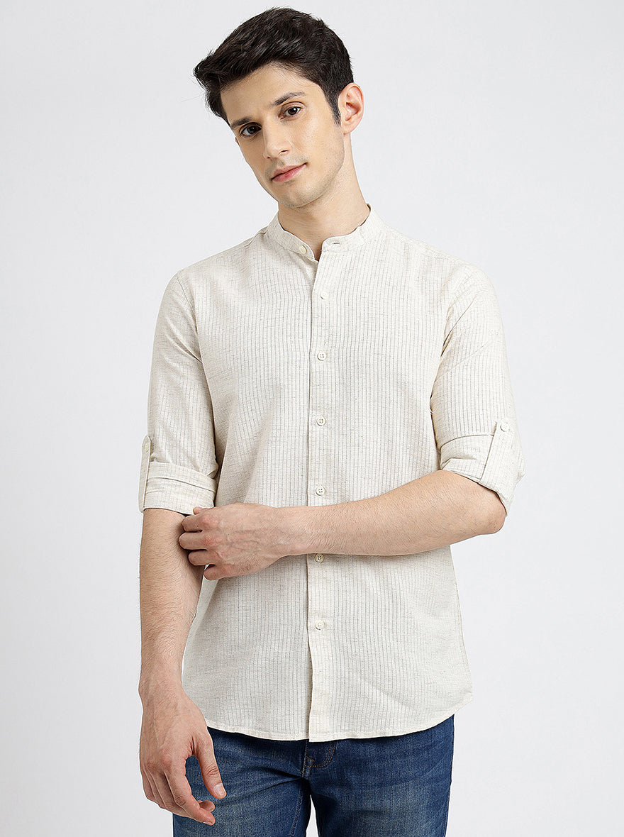 Beige Solid Slim Fit Casual Shirt | pehervi