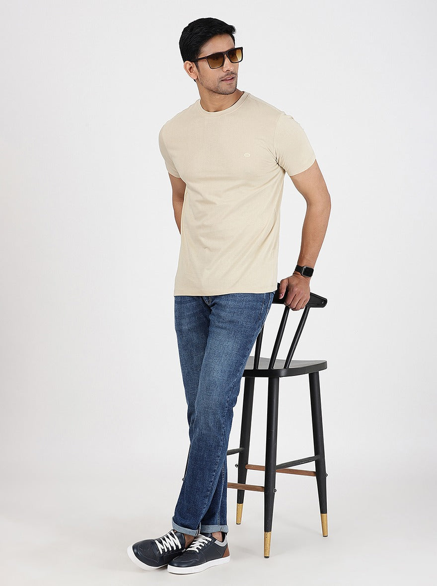 Beige Solid Slim Fit T-Shirt | pehervi