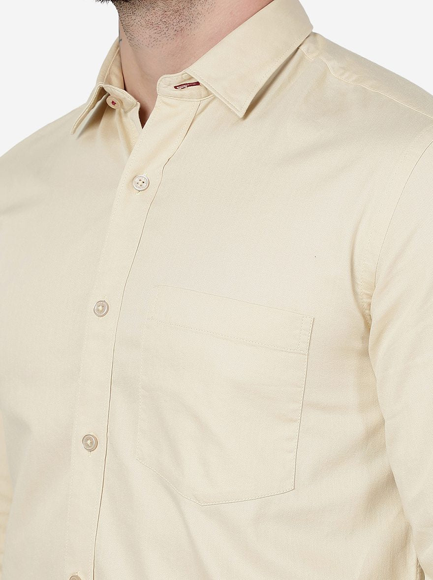 Banana Yellow Solid Slim Fit Semi Casual Shirt | Pehervi