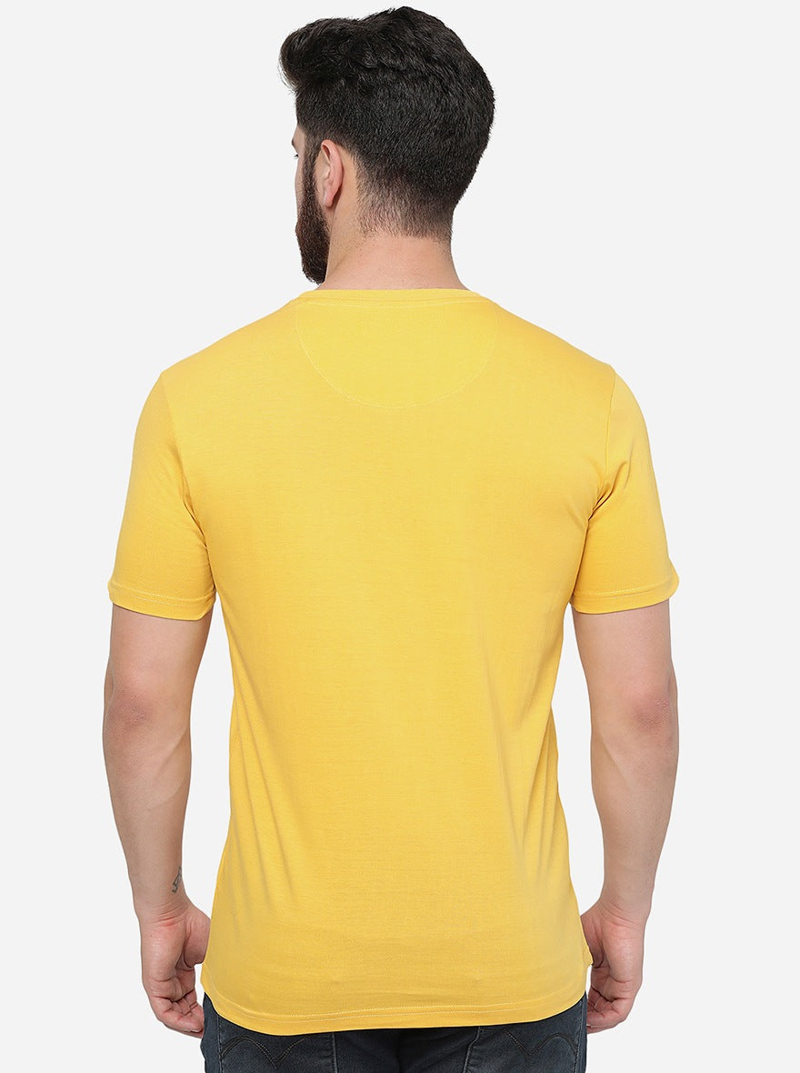 Golden Yellow Printed Slim Fit T-Shirt | pehervi